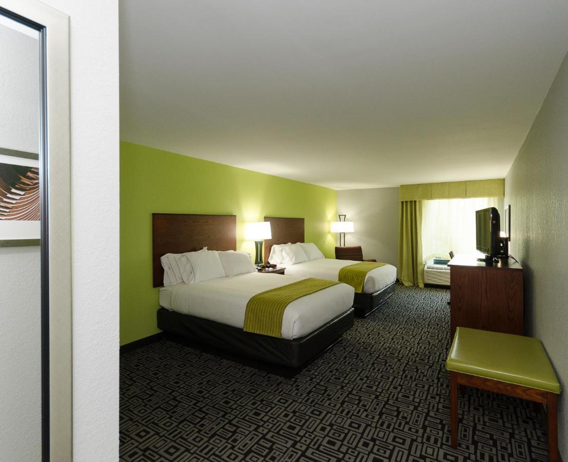 Holiday Inn Express Hickory - Hickory Mart By Ihg Exterior photo